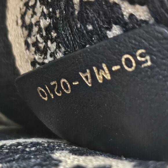 Christian Dior Mini Houndstooth Book Tote - Picture 9 of 9